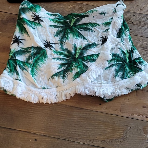 Entro Palm Tree Skort🏝 - Picture 2 of 5